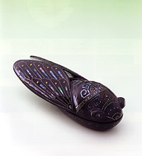 らでん細工の蝉